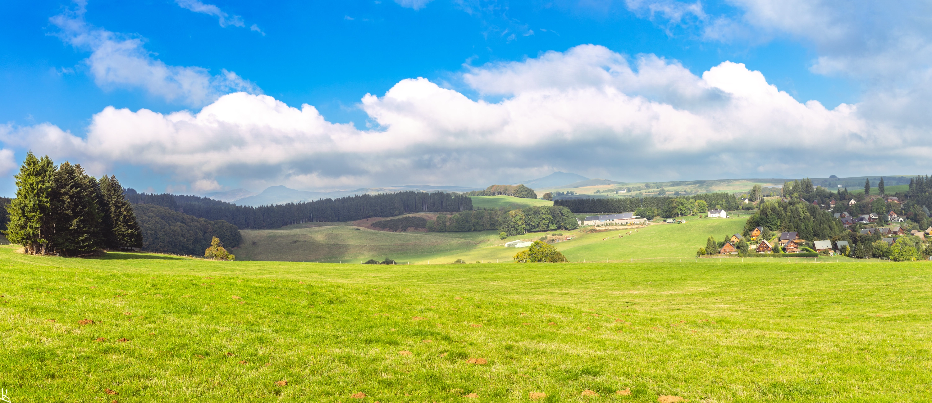Panorama depuis Beauregard, vers la Massif du Sancy